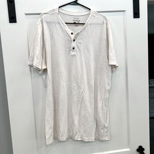 White T-shirt extra large